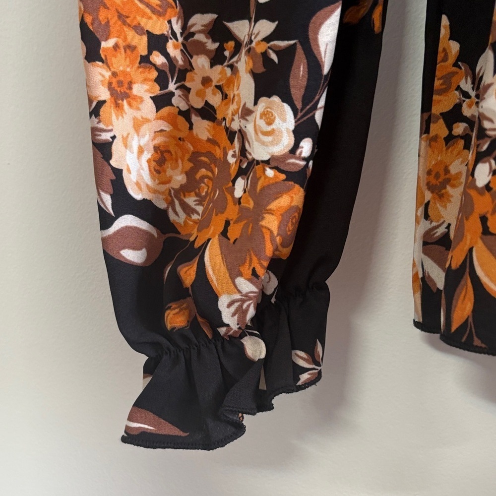 SHEIN Black and Orange Floral Top - Picture 4 of 4
